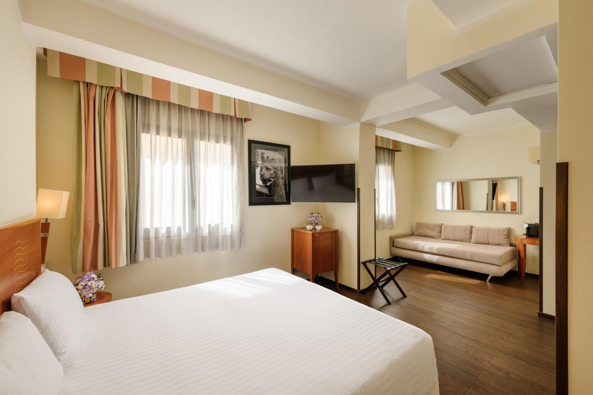 Hotel Dei Cavalieri Caserta - La Reggia Kültér fotó