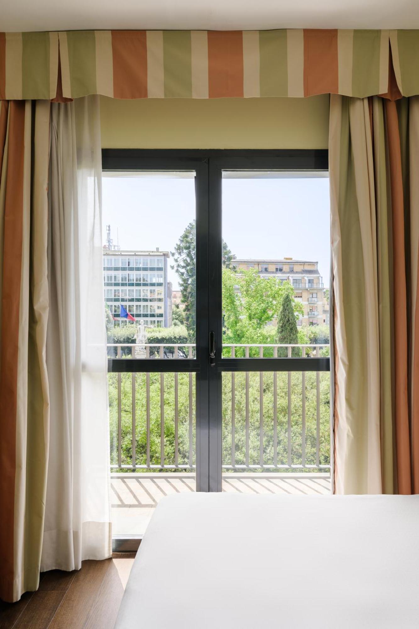 Hotel Dei Cavalieri Caserta - La Reggia Kültér fotó