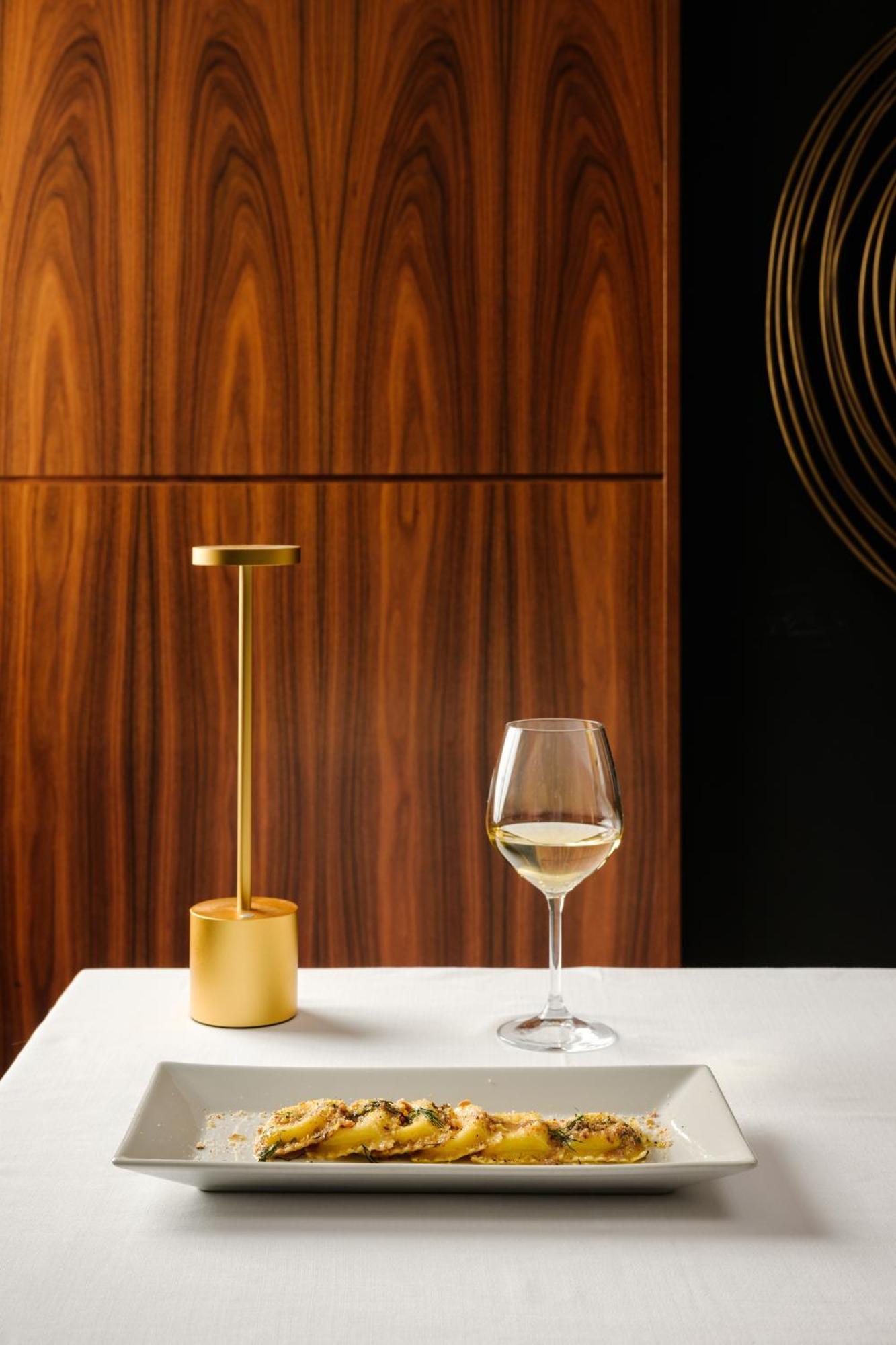Hotel Dei Cavalieri Caserta - La Reggia Kültér fotó