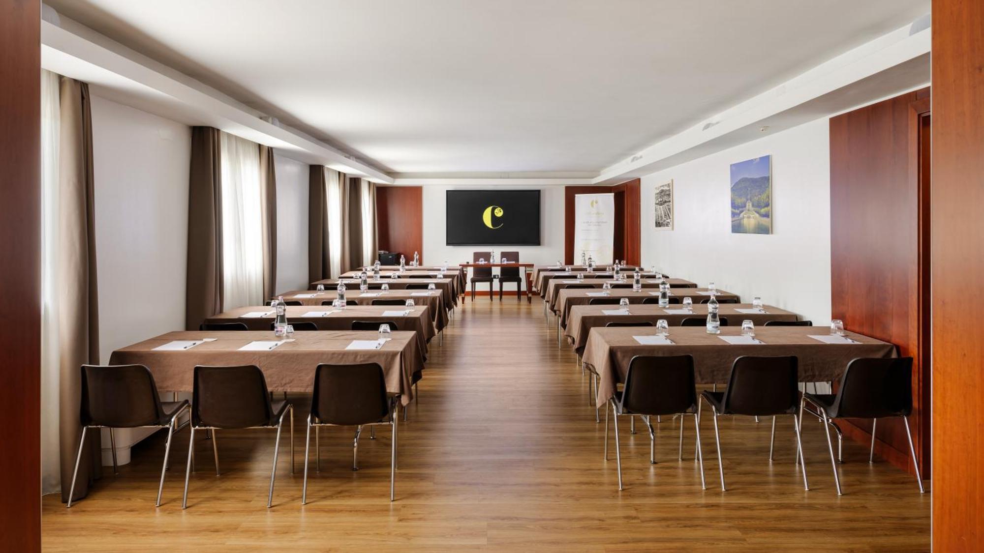 Hotel Dei Cavalieri Caserta - La Reggia Kültér fotó